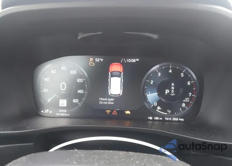 2022 Volvo Xc40 T5 R-Design from USA, damaged, VIN YV4162UM2N2661341